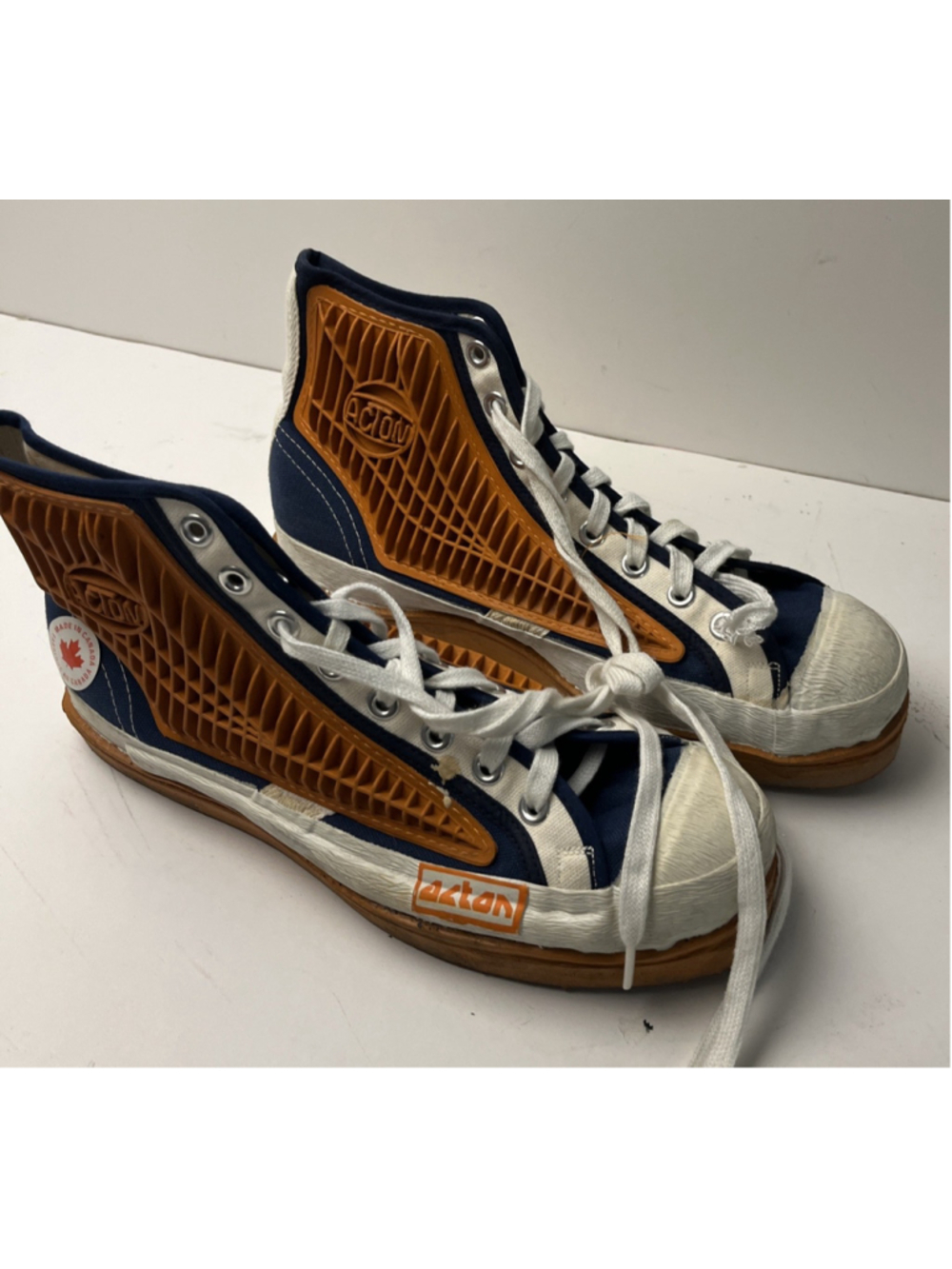 Vintage 1970s Acton Broomball Broom Hockey Shoes Made in Canada Size 9